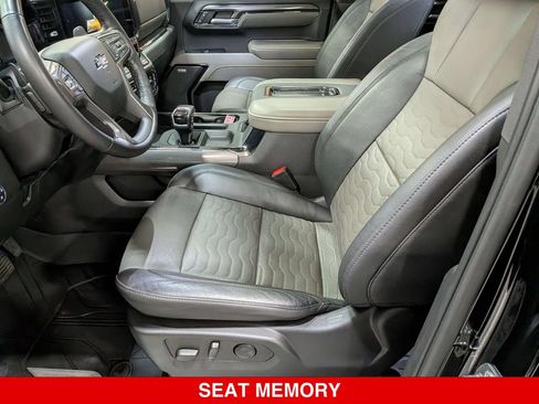 Used 2022 Chevrolet Silverado 1500 ZR2 AWD/4WD image 11