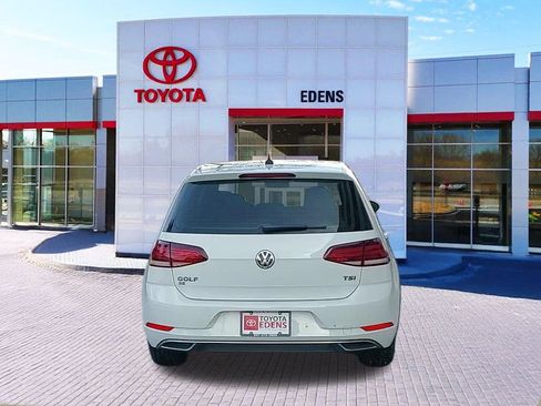 Used 2018 Volkswagen Golf S image 4