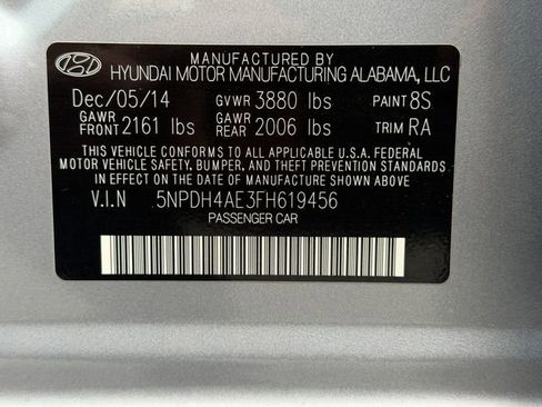 Used 2015 Hyundai Elantra Limited FWD image 23