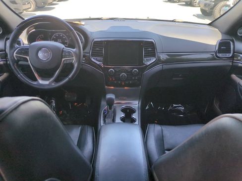 Used 2019 Jeep Grand Cherokee Overland RWD image 17