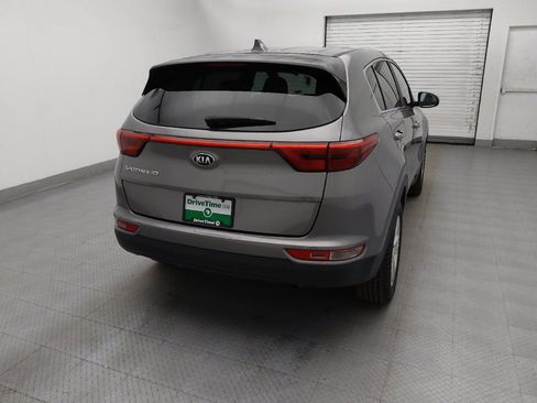 Used 2018 Kia Sportage LX image 7