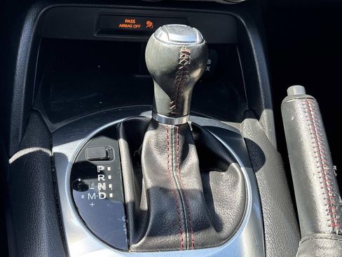 Used 2016 MAZDA MX-5 Miata Sport image 13