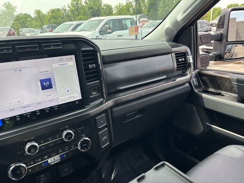 Used 2024 Ford F350 Lariat w/ Camper Package image 23