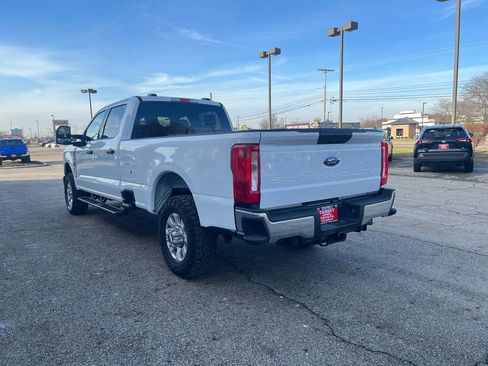Used 2024 Ford F250 XLT image 3