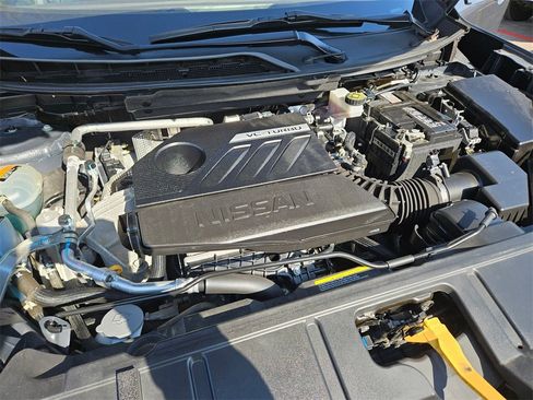 Used 2023 Nissan Rogue S image 22