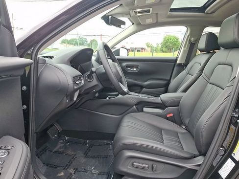 Certified 2026 Honda HR-V EX-L image 13