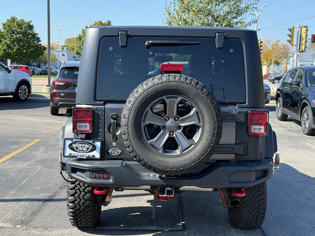 Used 2017 Jeep Wrangler Rubicon AWD/4WD image 4