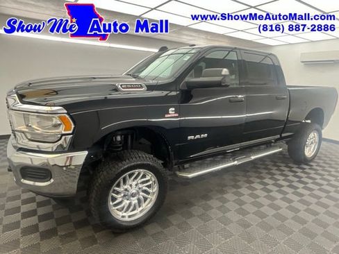 Used 2022 RAM 2500 Big Horn AWD/4WD image 1