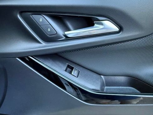 Certified 2025 Chevrolet Equinox RS w/ Safety and Technology Package FWD image 21