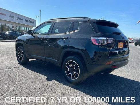 Used 2024 Jeep Compass Trailhawk AWD/4WD image 5