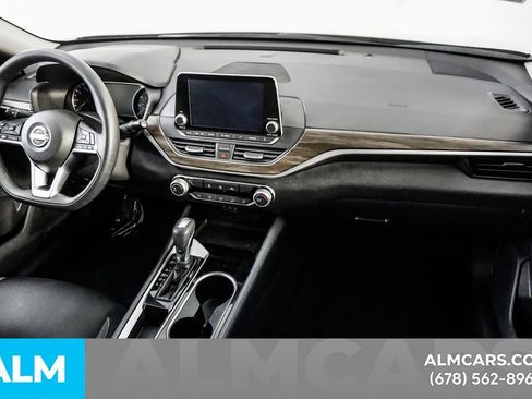 Used 2024 Nissan Altima 2.5 SV image 21