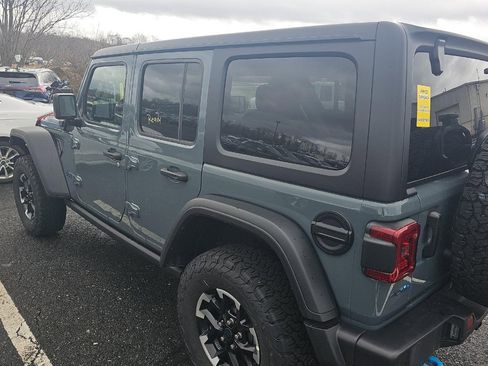 Used 2025 Jeep Wrangler Unlimited Rubicon 4xe w/ Safety Group image 6