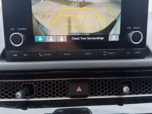 Certified 2025 Honda Civic Sport image 18