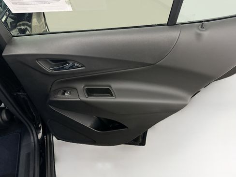 Used 2022 Chevrolet Equinox LT AWD/4WD image 31