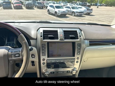 Used 2019 Lexus GX 460 Premium w/ Premium Package AWD/4WD image 28