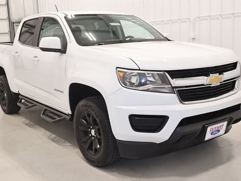 Used 2019 Chevrolet Colorado LT image 4