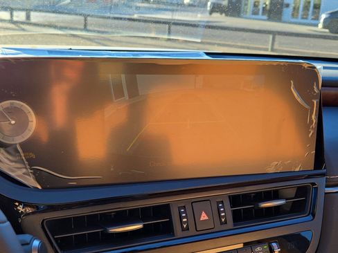 New 2025 Lexus ES 350 w/ Premium Package image 18