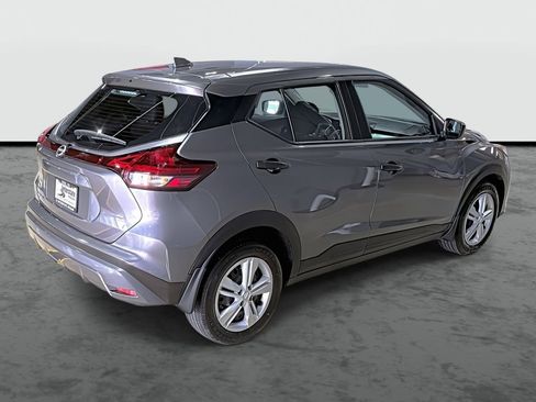 Used 2024 Nissan Kicks S FWD image 4
