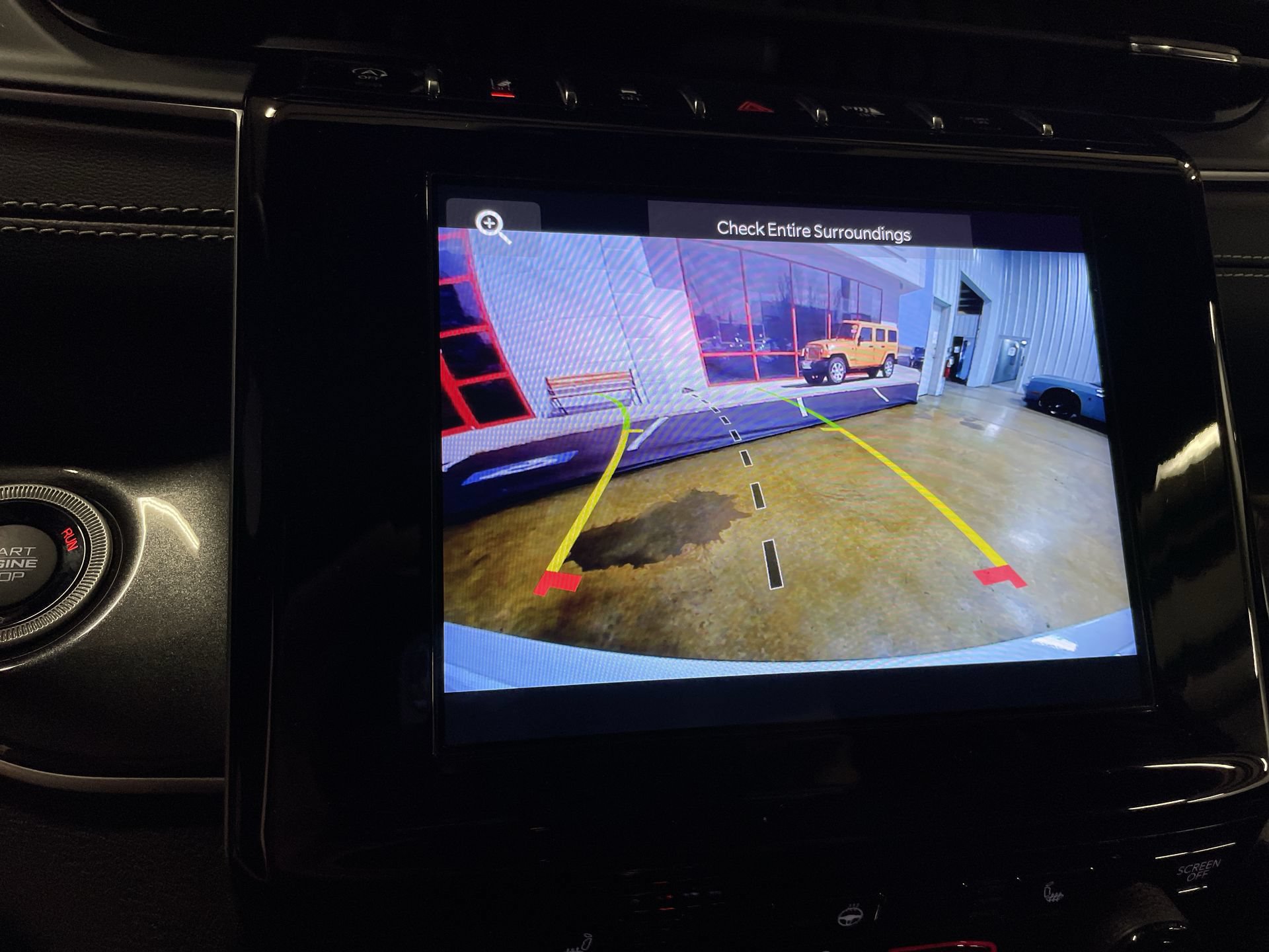 Used 2023 Jeep Grand Cherokee Altitude RWD image 19