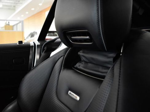 Used 2013 Mercedes-Benz SL 63 AMG image 32