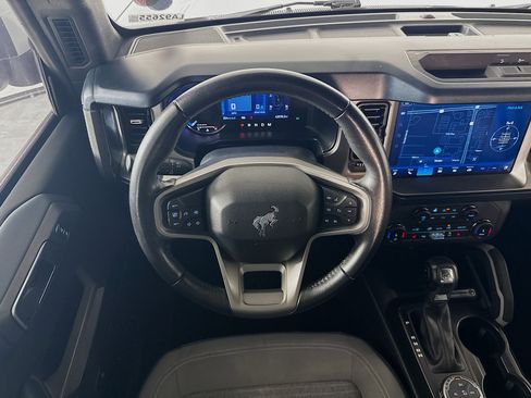 Used 2022 Ford Bronco Outer Banks AWD/4WD image 26