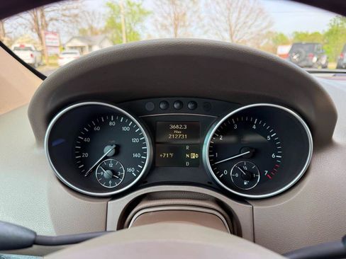 Used 2010 Mercedes-Benz ML 350 2WD image 35