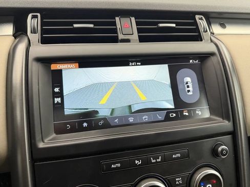 Used 2020 Land Rover Discovery Landmark AWD/4WD image 23