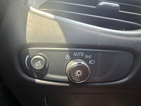 Used 2024 Chevrolet Malibu LT FWD image 22