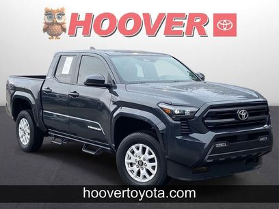 Used 2025 Toyota Tacoma SR5