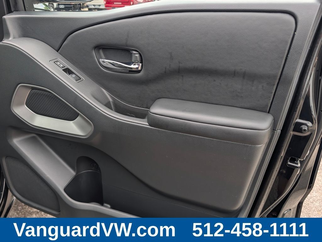 Used 2026 Nissan Frontier SV AWD/4WD image 32
