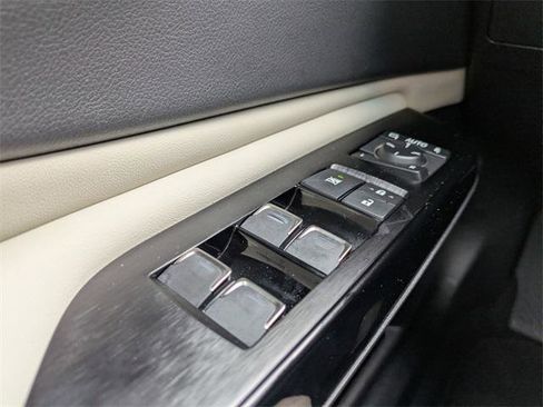 Certified 2025 Lexus ES 300h w/ Premium Package image 24