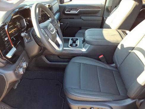 New 2026 GMC Sierra 2500 SLT w/ SLT Premium Package image 3