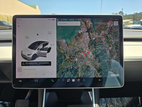 Used 2021 Tesla Model Y Long Range AWD/4WD image 26