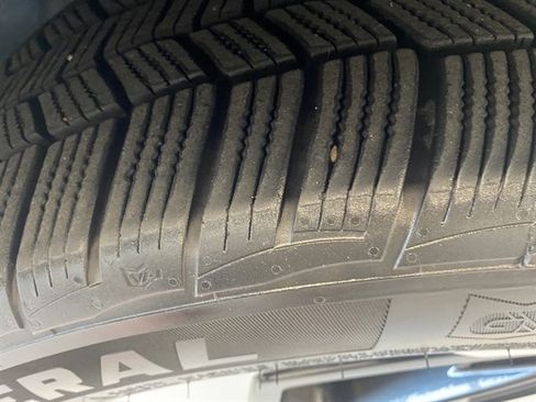 Used 2024 Subaru Crosstrek 2.5i Limited image 39