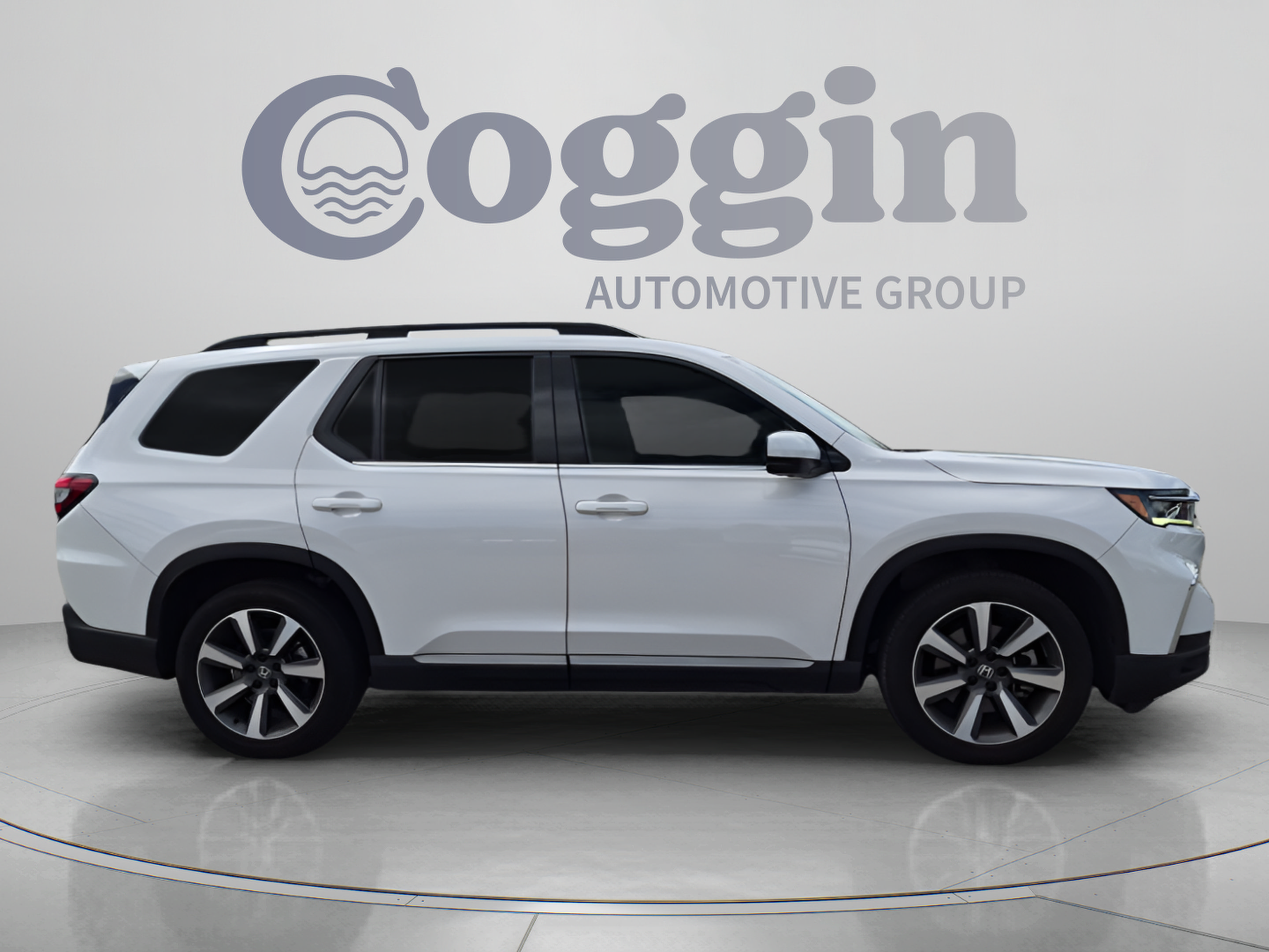 Used 2025 Honda Pilot Elite image 7