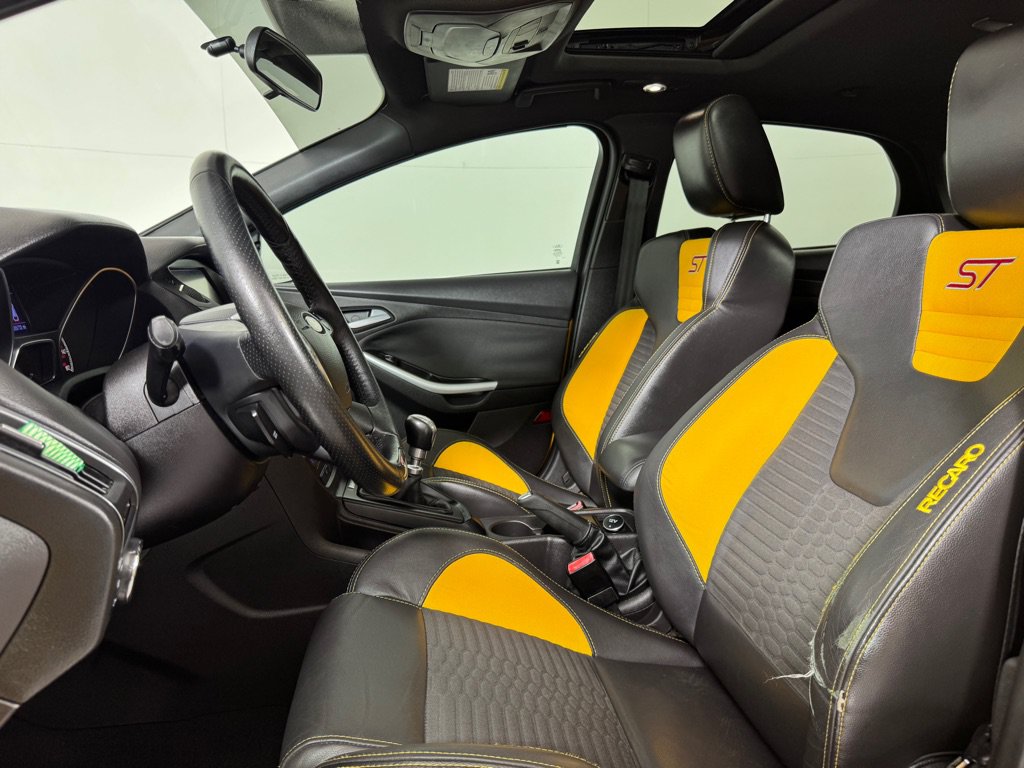 Used 2013 Ford Focus ST FWD image 12