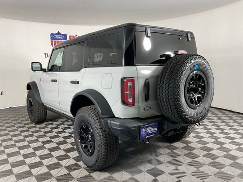 New 2026 Ford Bronco Badlands image 5