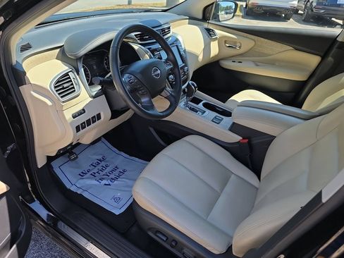 Used 2024 Nissan Murano SV FWD image 12