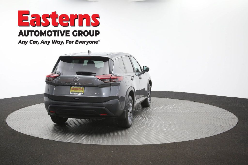 Used 2023 Nissan Rogue S AWD/4WD image 41