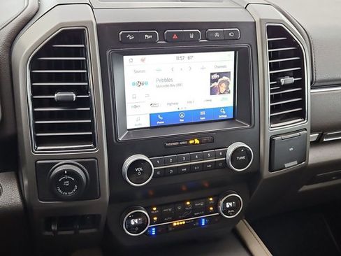 Certified 2021 Ford Expedition XLT image 15