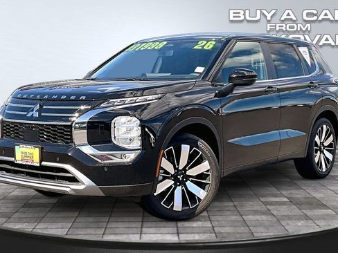 New 2026 Mitsubishi Outlander SE AWD/4WD image 2