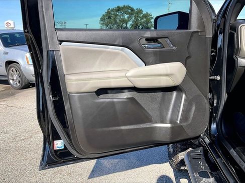 Used 2024 Chevrolet Colorado ZR2 w/ ZR2 Bison Edition image 17