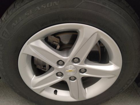 Used 2023 Chevrolet Malibu LS FWD image 31