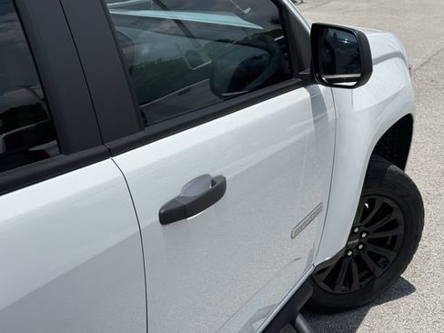 Used 2022 GMC Canyon Elevation Standard w/ Convenience Package RWD image 9