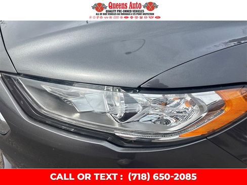 Used 2018 Ford Fusion SE image 29