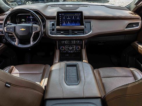 Used 2023 Chevrolet Tahoe High Country w/ Advanced Technology Package image 21