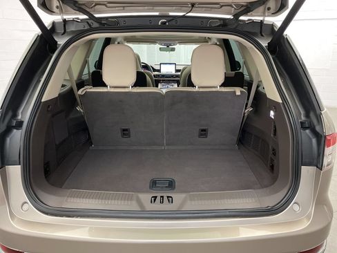 Used 2021 Lincoln Aviator Reserve w/ Equipment Group 201A RWD image 24