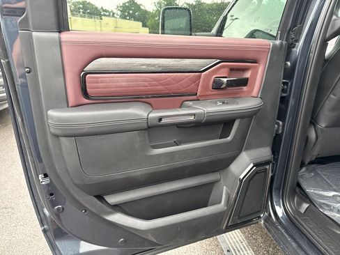 New 2026 RAM 2500 Limited AWD/4WD image 24