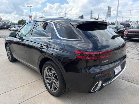 Used 2023 Genesis GV70 2.5T w/ Select Package AWD/4WD image 6
