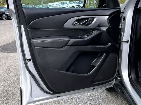 Used 2019 Chevrolet Traverse LS AWD/4WD image 9